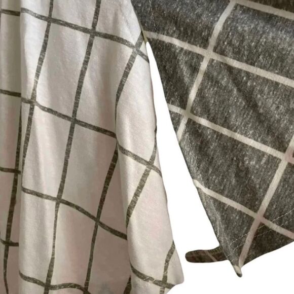 LuLaRoe XXS Perfect Tee (Gray) • Swing Trapeze Tee • Flattering Half Sleeves NWT - Picture 10 of 15